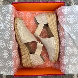 Tory Burch Catalina wedge espadrilles 6.5 Sand / Natural